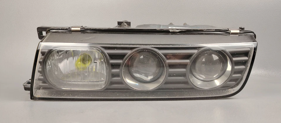 1988 1994 NISSAN Cefiro A31 front Head light Assembly Left HAND SIDE B606071L10 - Image 2 of 4