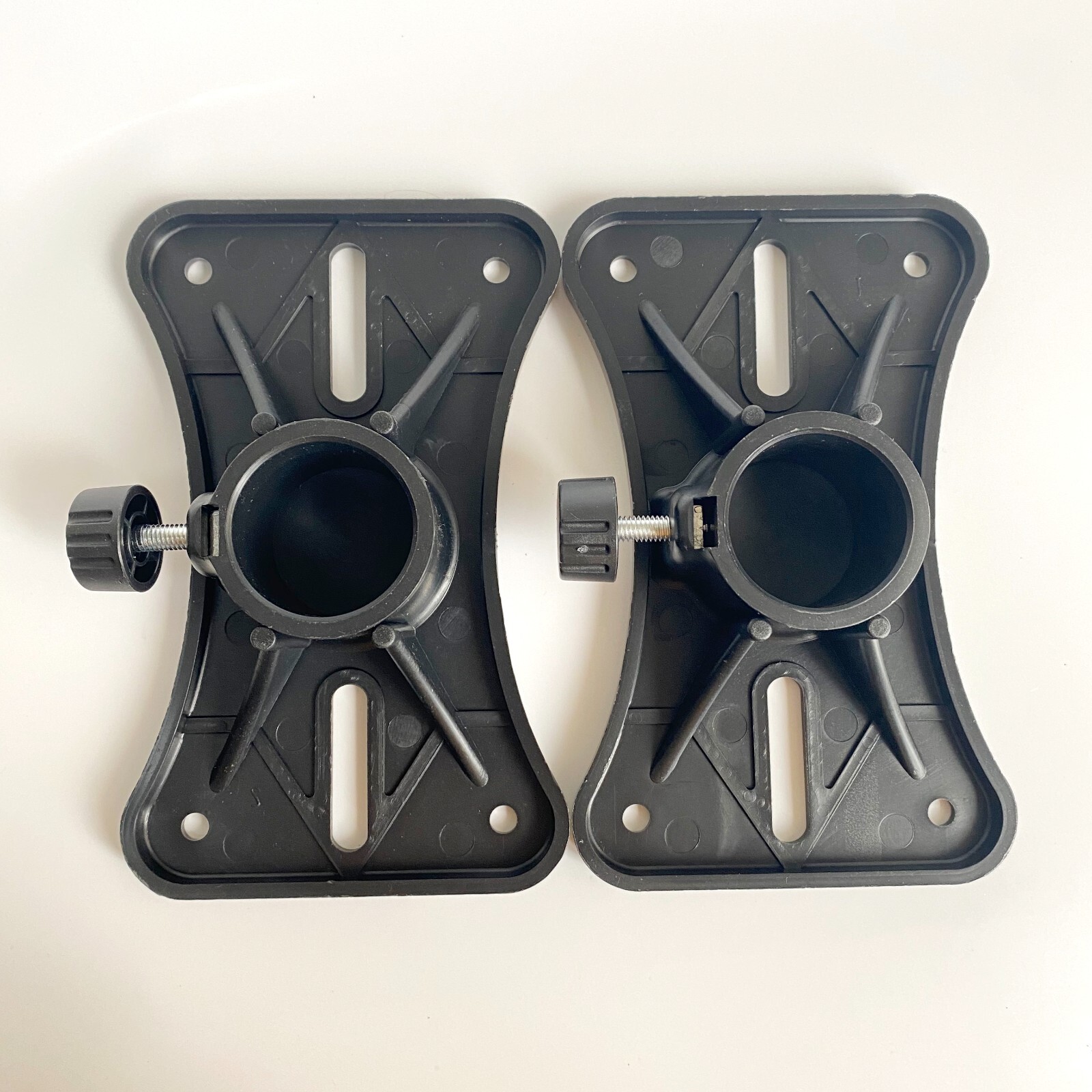 Universal DJ/PA Speaker ABS Tripod Pole Stand Mounting Adapter Bracket 160x100mm