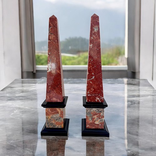 Paire d'obélisques EN marbre rouge France et noir Belgique art maison design H - Photo 4 sur 4