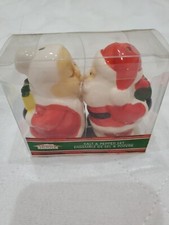 Vintage Kissing Santa  Mrs Claus Salt  Pepper Shakers Ceramic Christmas Decor