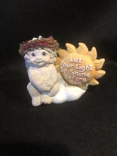 Dreamsicles #11067 “Let Your Light So Shine Before Men” Cherub Figurine