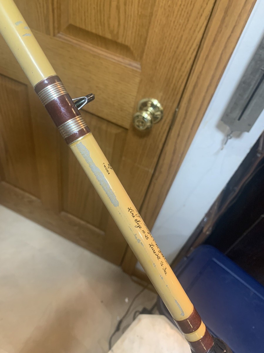 Vintage Eagle Claw 8.5' Granger Ocean Spinning Rod GO200