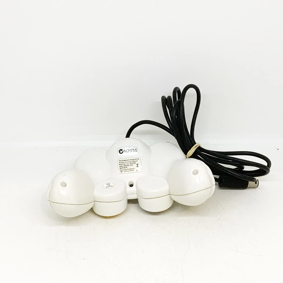 Madcatz Wired Gamecube Controller - Free Shipping Included! - Image 2 of 3