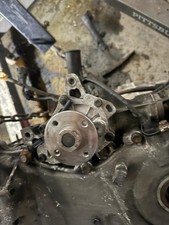2.4 L 2AZ-FE engine unit's water pump