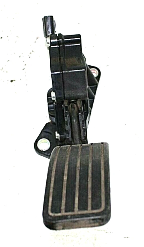 Conjunto de pedal de acelerador Subaru Tribeca 2008-14 OEM P/N 36010XA020 Foto 4 de 4