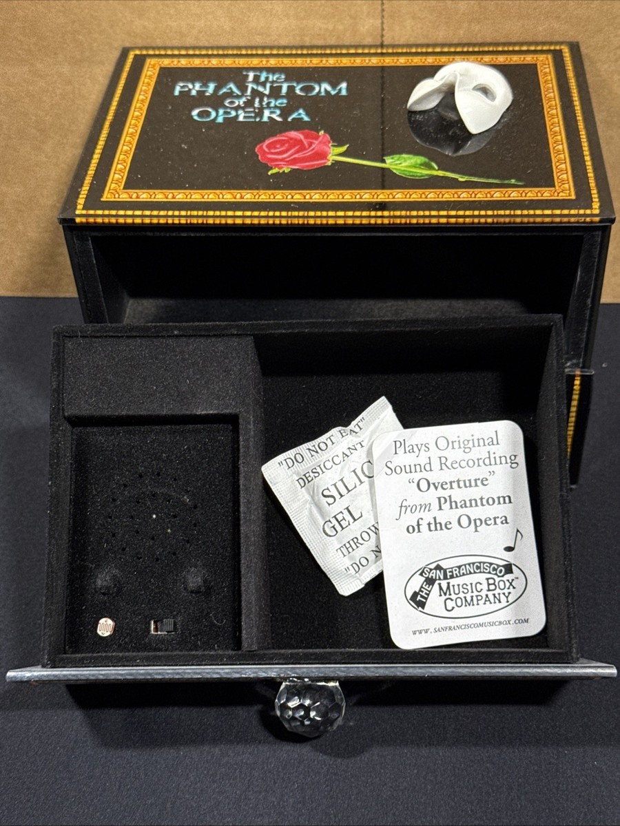 Queen Opera Omnia ボックスセット Queen – Opera Omnia – Box Set (Unofficial Release): 4 x CD, 1992