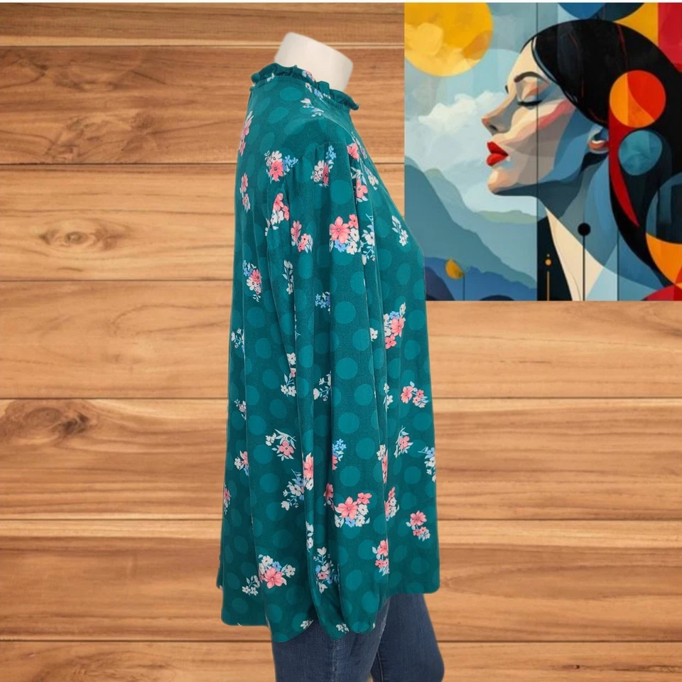 Blusa Lularoe Manga Corta Estampado Floral Fluida Relajada Manga Corta Talla M Foto 3 de 4