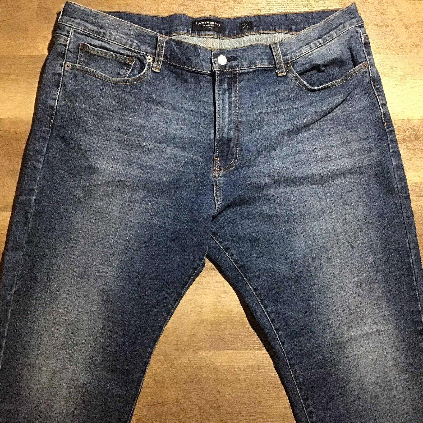 Lucky Brand 410 Athletic Fit Mens Jeans 40x30 Blu… - image 1