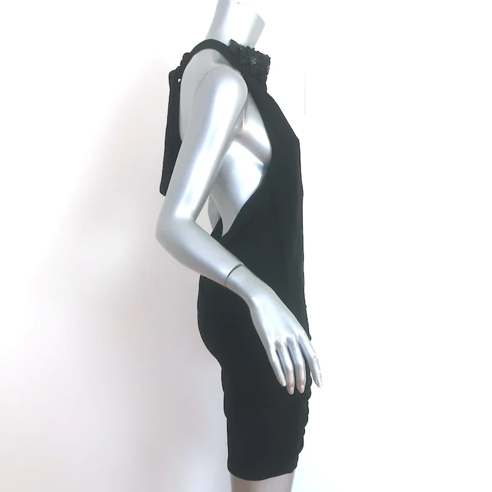 Mini Vestido Halter Alice + Olivia Cristal Embellecido con Flores Negro Talla Pequeña Foto 4 de 4