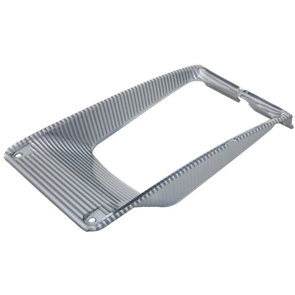 Set of 2 Left and Right Headlight Bezel For 95-97 International Harvester 8200 - Image 4 of 4