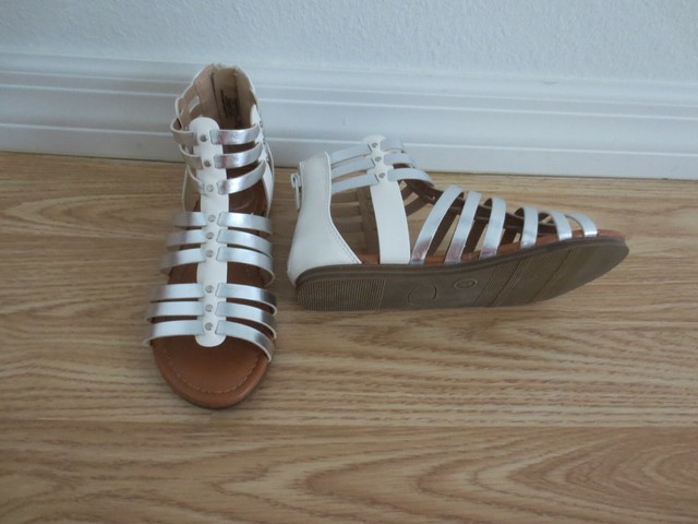 kohls silver sandals