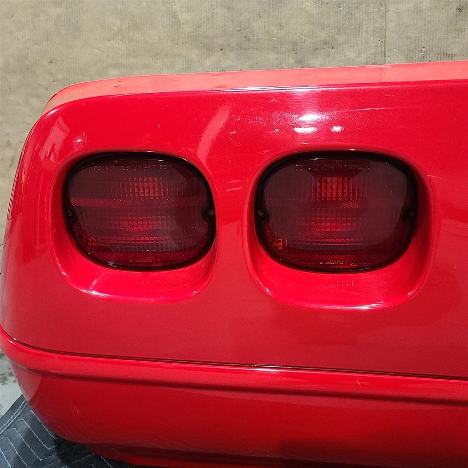 91-96 Corvette C4 Cubierta Parachoques Trasero Conjunto Facia Completo Almohadilla de Choque Aa7269 Foto 4 de 4