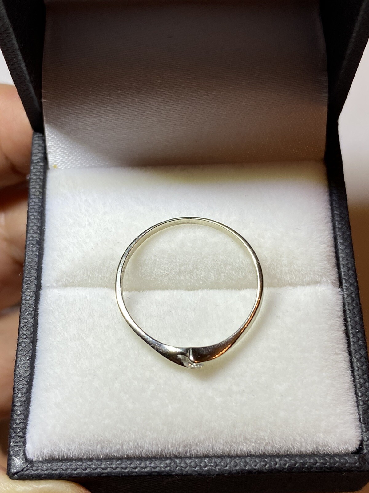 Diamond Solid 18K White Gold Thin Ring - image 8