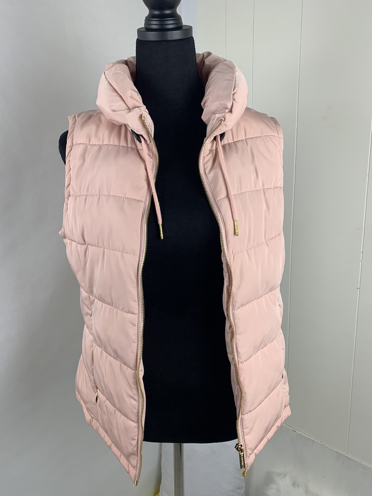 Calvin Klein Pink Puffer Vest Deals, 60 