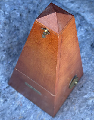 Seth Thomas Mechanical Analog Metronome, Brown Wood & Metal Metronome