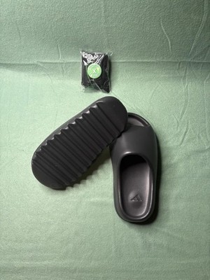 Yeezy Slides US Size 6 Black
