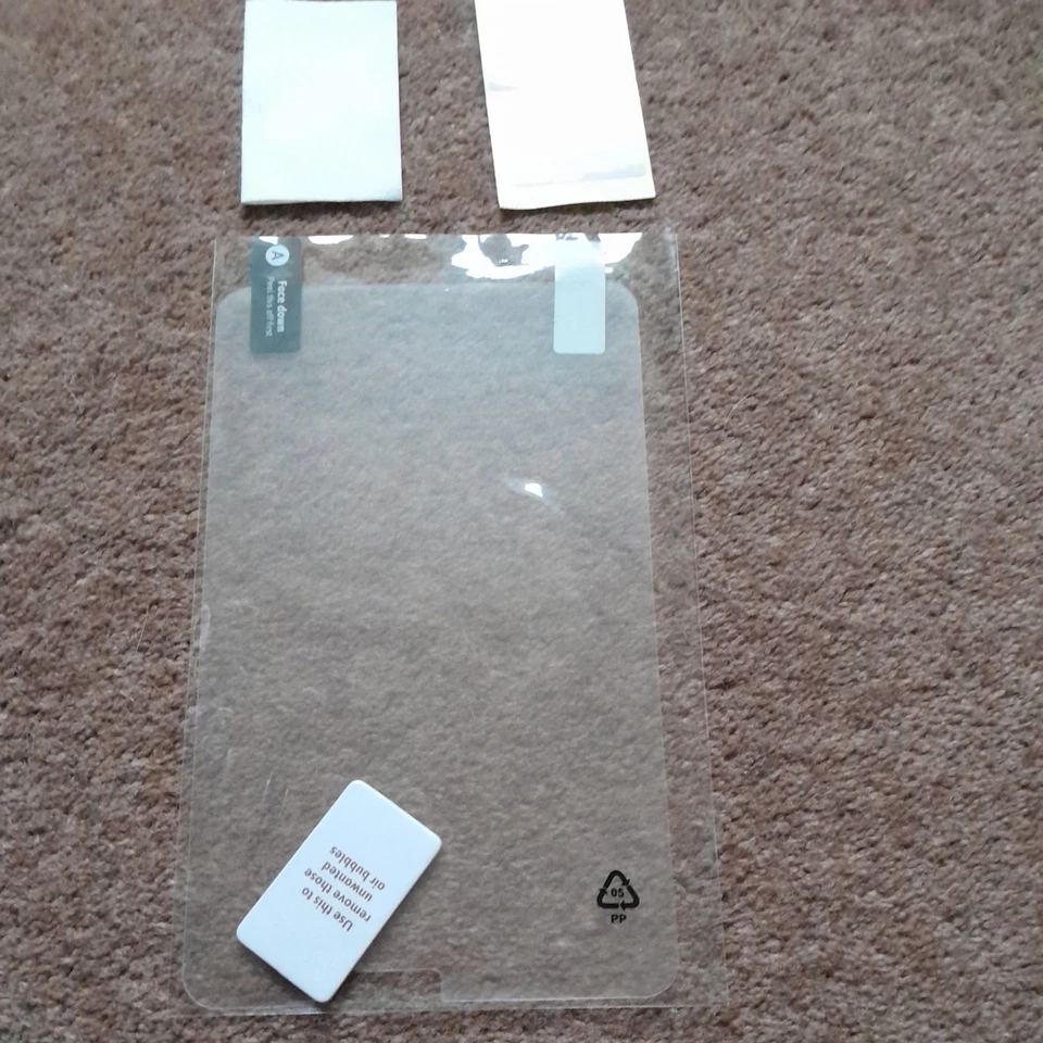 Official Tesco Clear Screen Protector Guards x 1 for HUDL 7" & Cleaning Cloth - Image 3 of 4