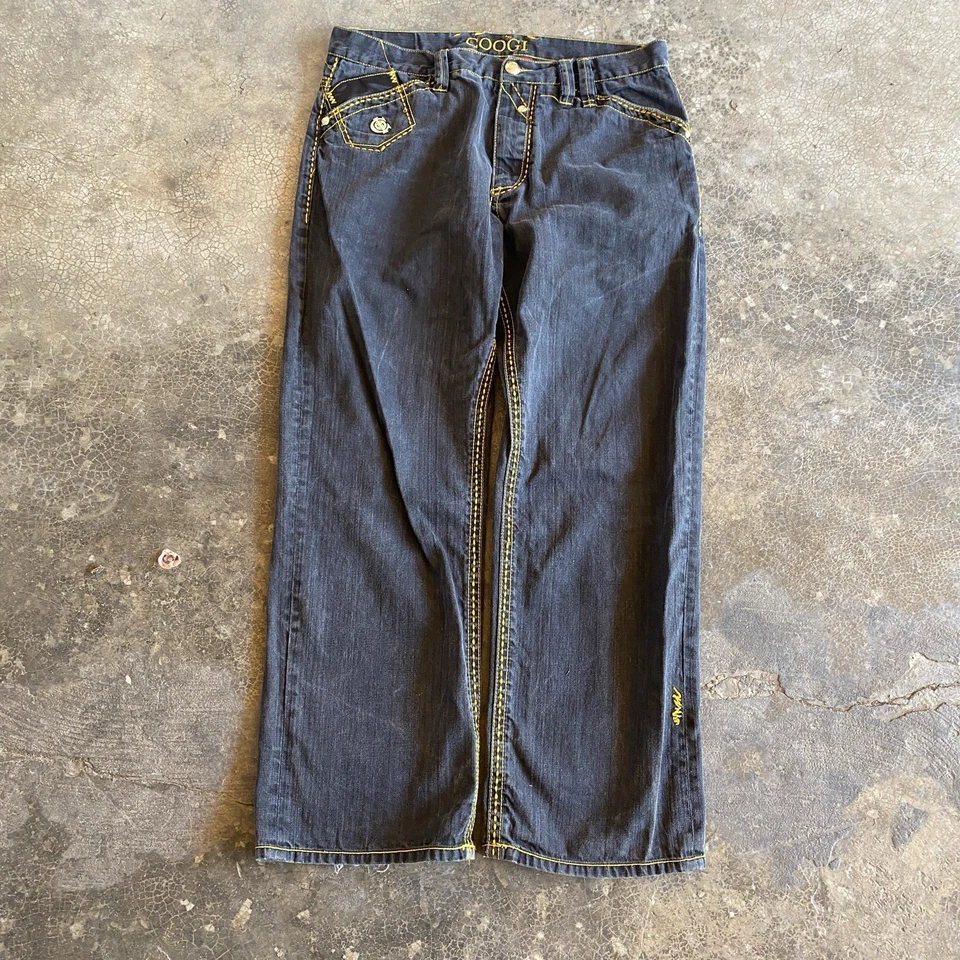 Vaqueros Coogi Y2K bordados negros lavados Foto 3 de 4