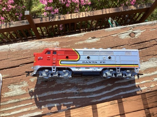 Vintage Model Power 6870 HO Santa Fe F Unit Diesel Engine Dummy - Picture 5 of 10