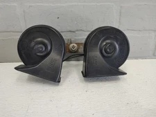 2004-2011 Cadillac STS Dual High/Low Note Tone Pitch Horn Assembly OEM