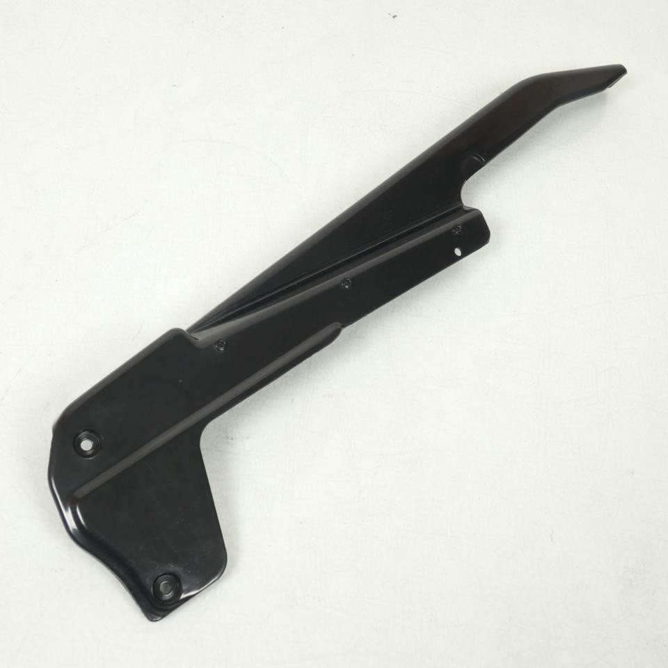 Carter de chaîne moto Derbi Fenix 50 pour éviter les projections de graisse de transmission