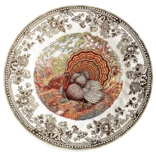 Queen's Majestic Beauty Dinner Plate 10869466