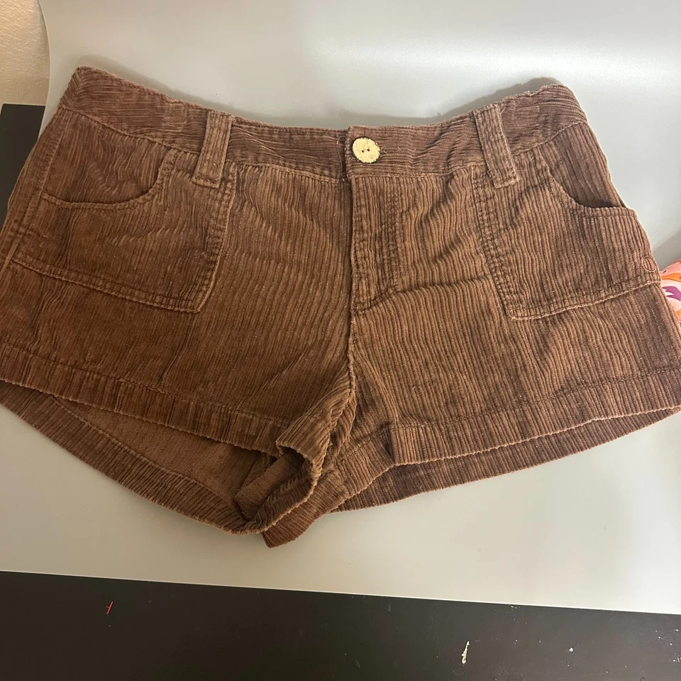 VTG OP Corduroy Short lot of 3 Size 17 Low Rise Micro Mini Beach Surf Skater Y2K - Image 3 of 4