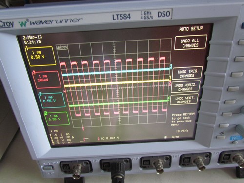 Osciloscopio digital LeCroy LT584 1 Gzh 4GSa/s 4 canales Waverunner2 - Imagen 7 de 12