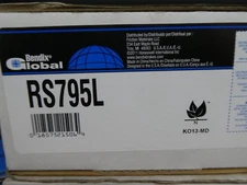 BRAND NEW BENDIX GLOBAL REAR BRAKE SHOES RS795L / 795 FITS VEHICLES ON CHART 