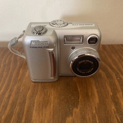 Nikon COOLPIX 775 2.1MP 3x Zoom Digital Camera Silver Untested Camera Only