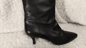 Chanel stivali al ginocchio in pelle scamosciata, 41 - La Belle Epoque