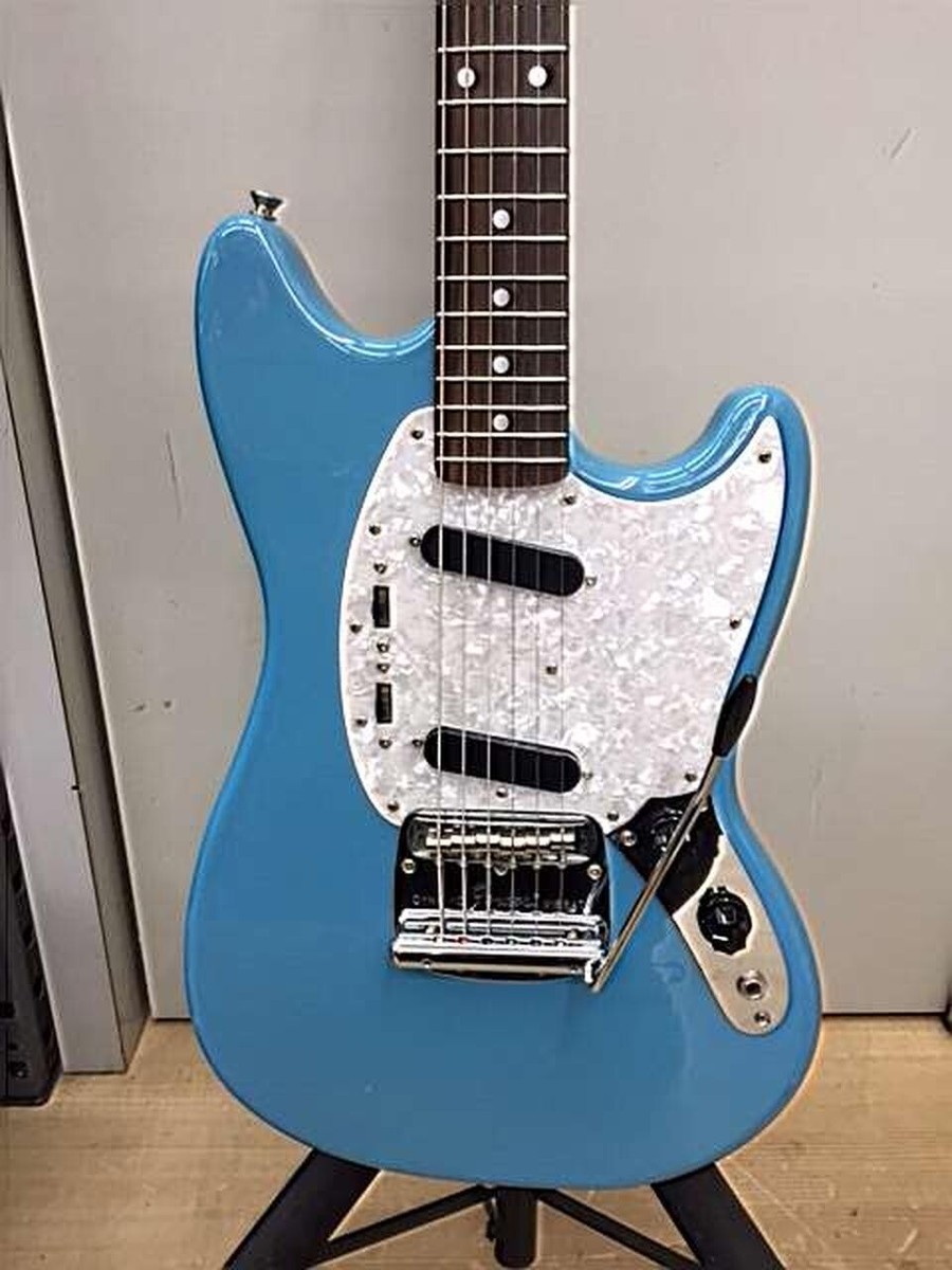 美品 Fender mustang Daphne Blueエレキギター Fender Made in Japan Traditional Series 60s Mustang Daphne