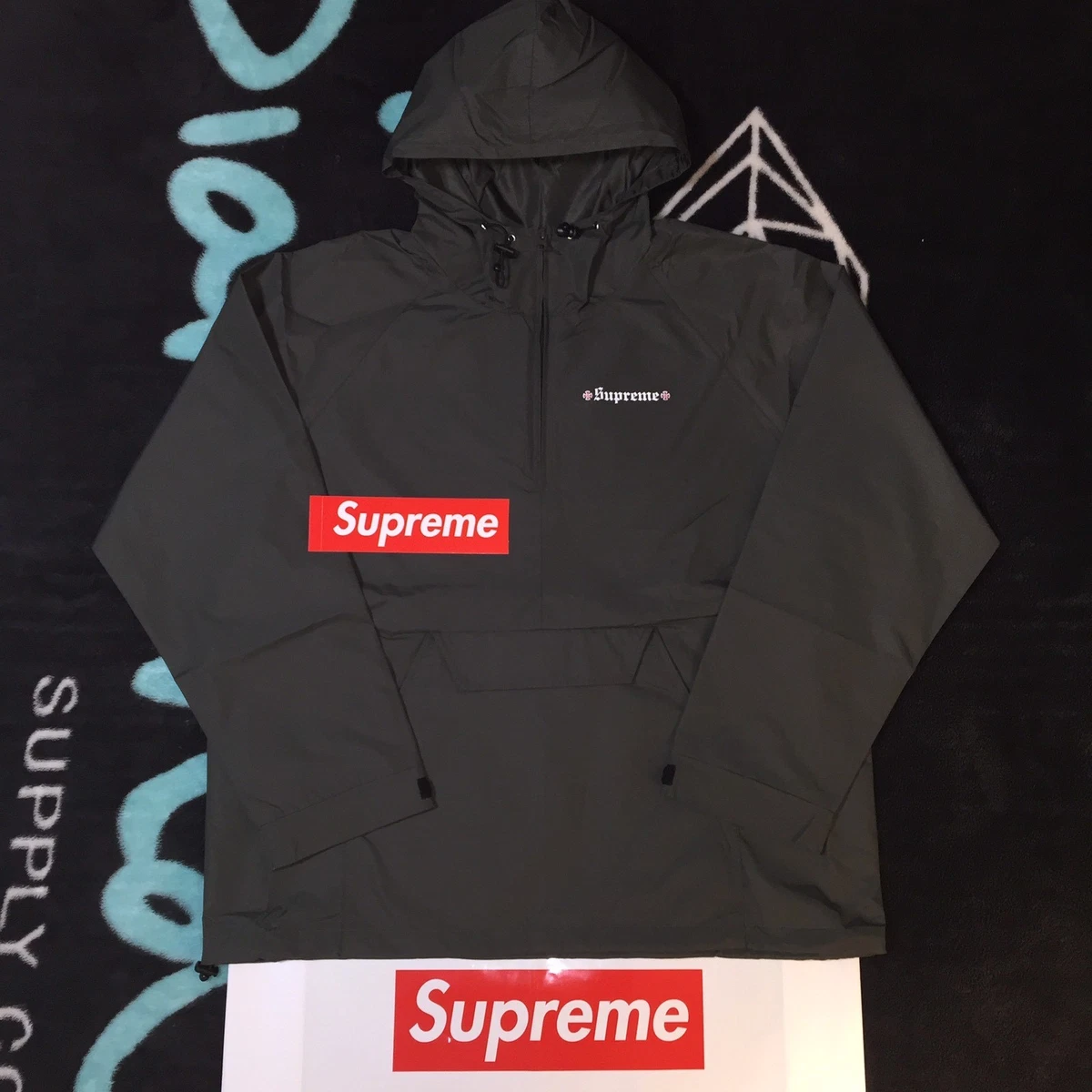 Supreme independent hotsell nylon anorak
