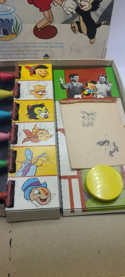 Vintage Walt Disney's  Pinocchio Printer Stamp Set By Colorforms 1962 - Image 3 of 4