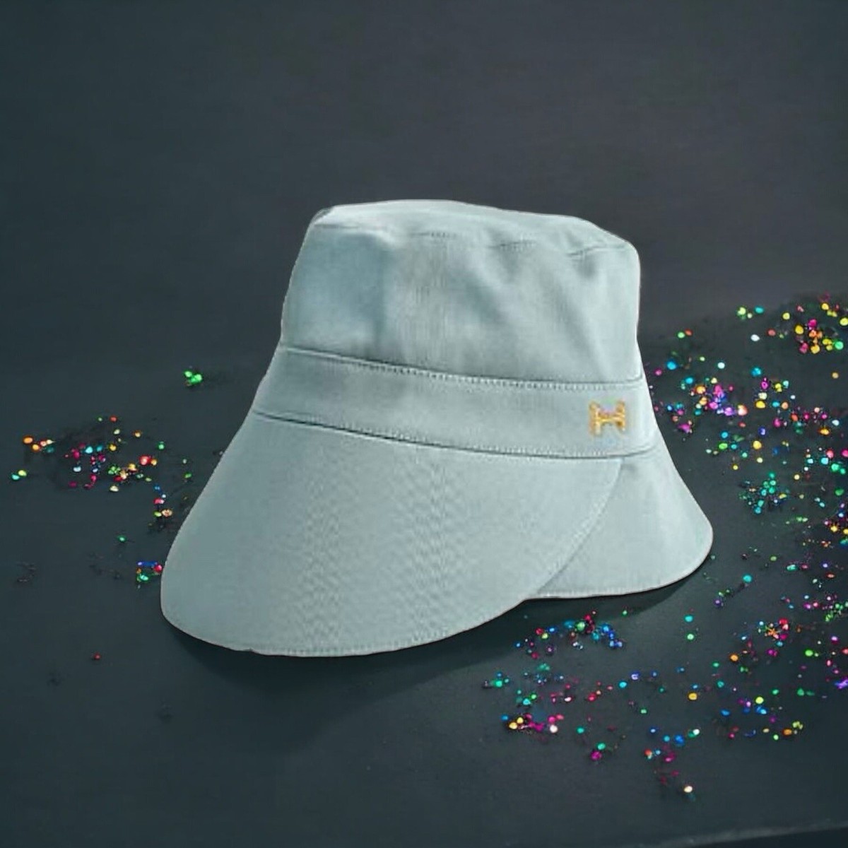 H HALSTON Visor Bucket Hat In Pastel Green Brand New With  display picture 2