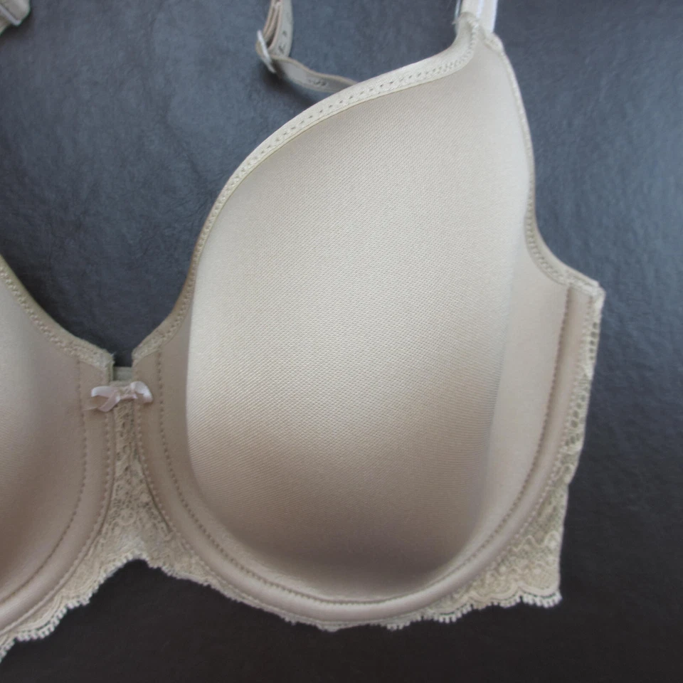 Sujetador Chantelle 30DDD Beige Acolchado Con Aros Cierre Ajustable Espalda Foto 4 de 4