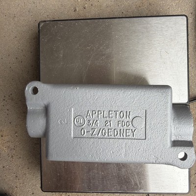 New APPLETON 3/4 21 FDE O-Z/GEDNEY 25 Cu. Inch A91
