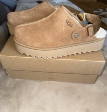UGG Womens Lanah Clog Platforms
