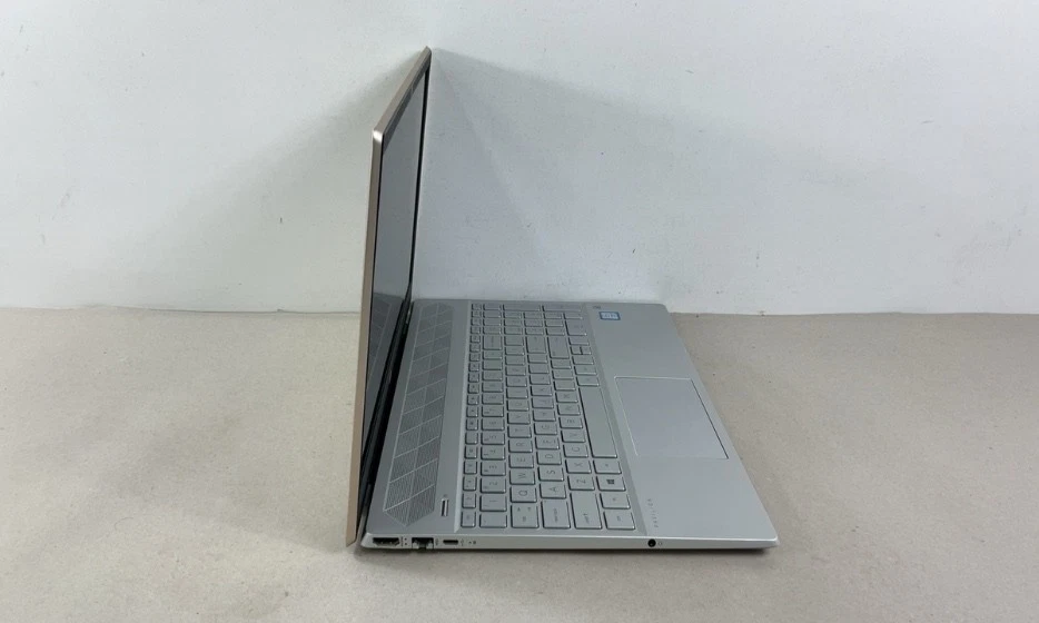 HP PAVILION 15-CS0051WM | INTEL CORE I5-8250U 1,60 ГГц | 256 ГБ | 8 ГБ | БЕЗ ОС - Изображение 4 из 4
