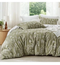 Bedsure Queen Comforter Set,3 Piece Floral Set, Reversible Comforter&Shams Olive