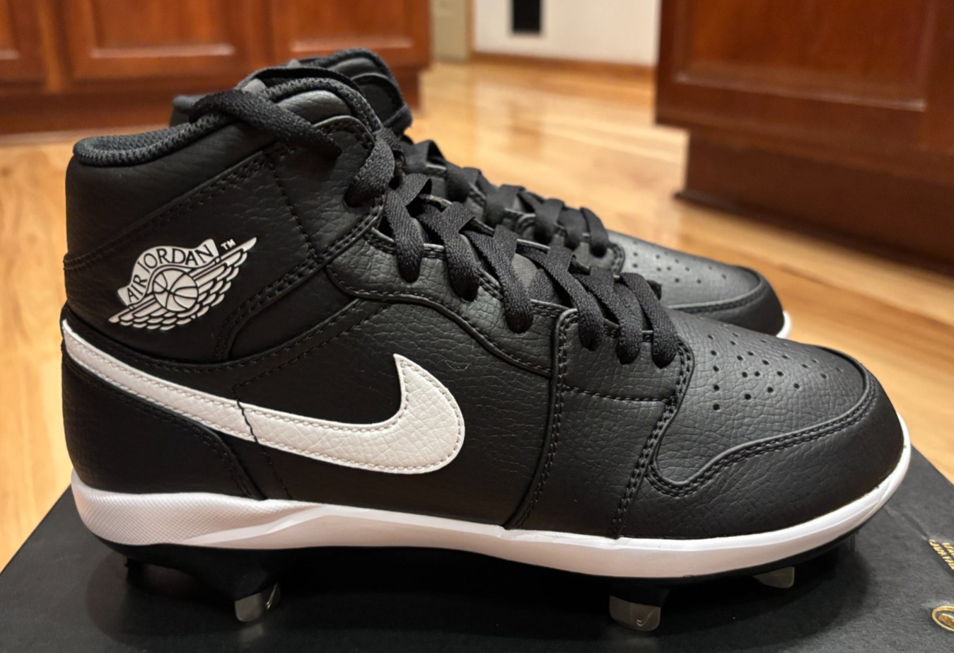 Nike Jordan 1 Retro Metal Black White AV5355 011 Men's Size 7