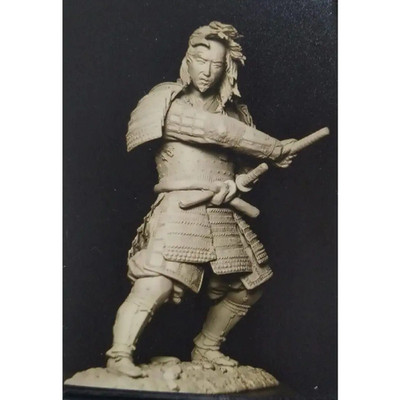 1/24 75mm Resin Model Kit Japanese Samurai Warrior Unpainted