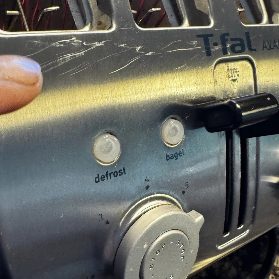 T-FAL Avante Deluxe Variable Browning TFAL 4 Slice Bagel Wide Slot Toaster - Image 2 of 4