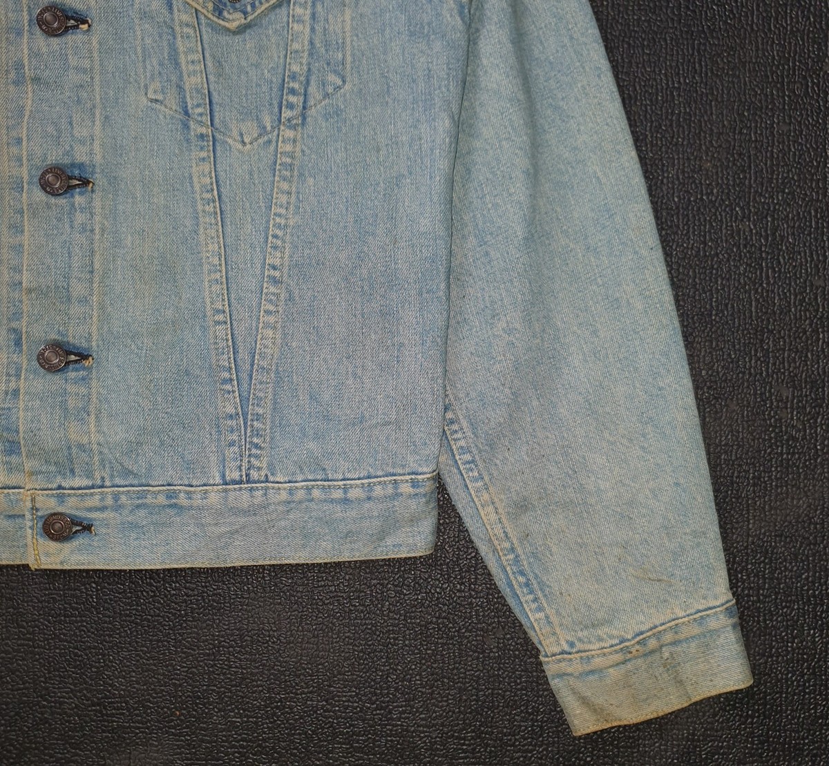 Vintage LEVI'S 557 90s Big E 71557 J02 LVC Denim Trucker Jacket