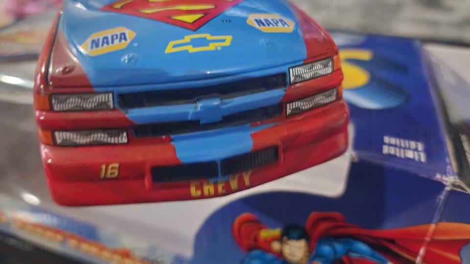 1:24 scale Race Truck Nascar Ron Hornaday #16 Superman Racing - Image 3 of 4