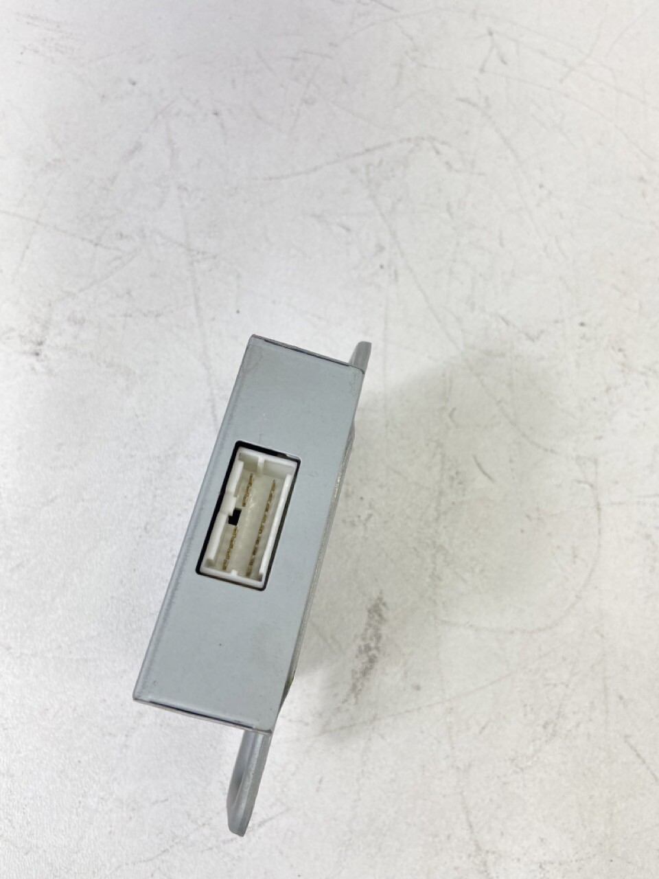 20052010 NISSAN ARMADA AIR SUSPENSION RIDE COMPUTER CONTROL MODULE OEM