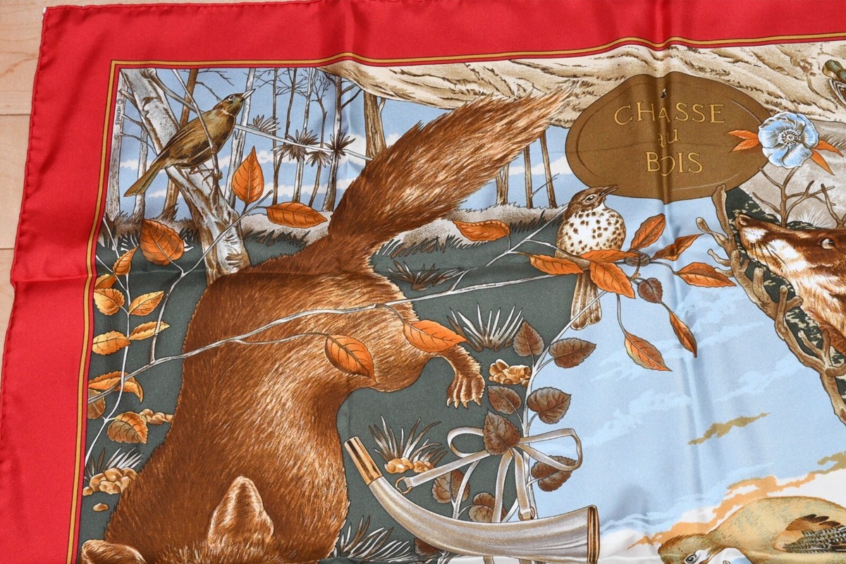 エルメス　90x90 スカーフ　Trompes de Chasse エルメス90x90 スカーフTrompes de Chasse