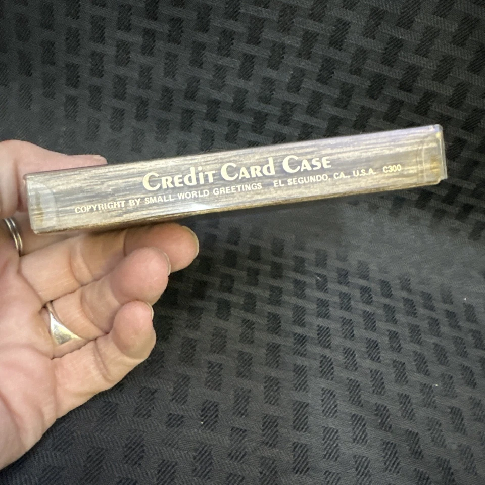 Estuche retro para tarjetas de visita OWL Small World Greetings Foto 4 de 4