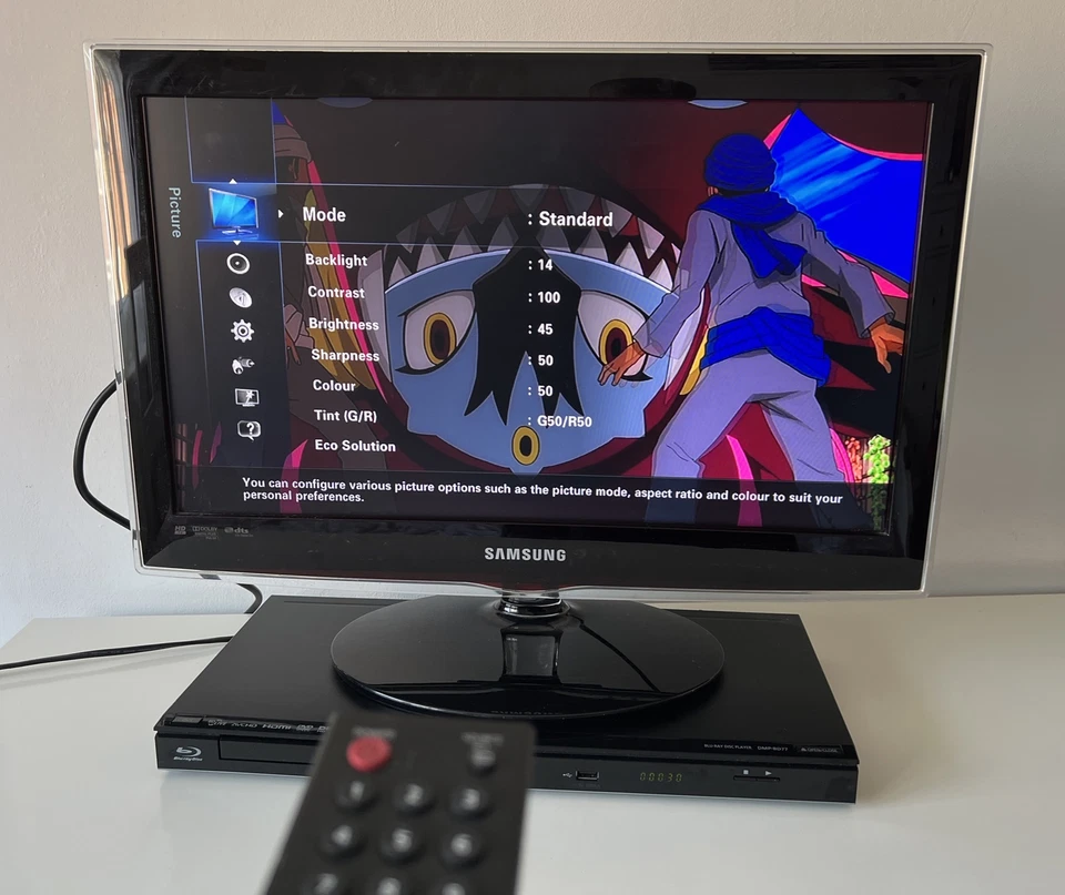 Samsung 22" HD LCD Flatscreen TV Plus Remote Controller Black UE22C4000PWXXU - Image 4 of 4