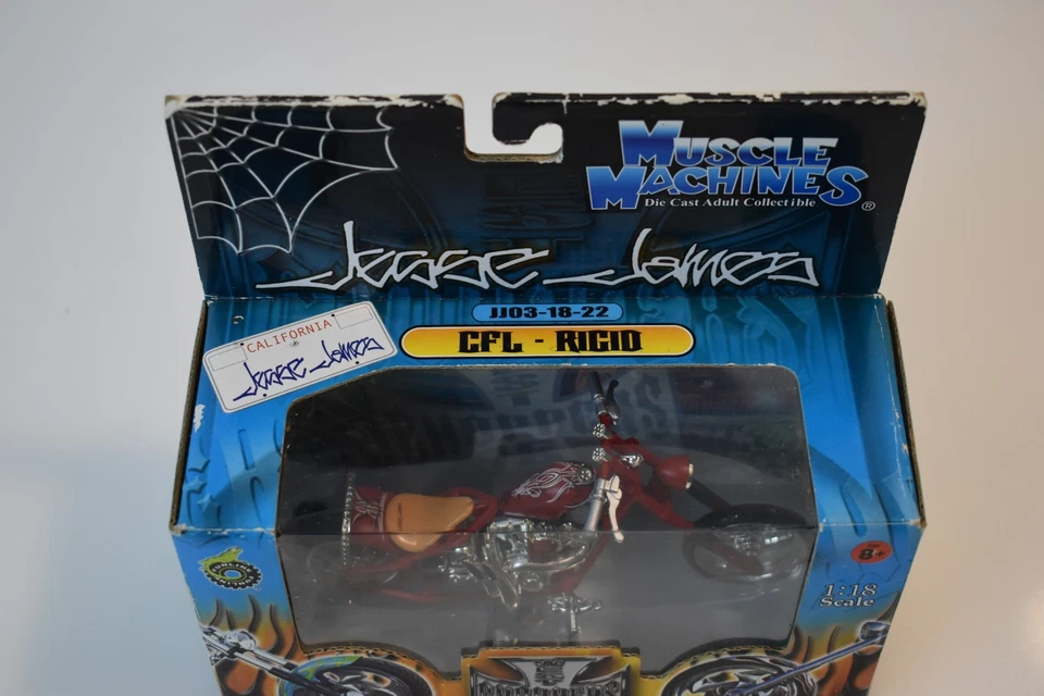 Jesse James West Coast Choppers CFL Rigid Red 1:18 Scale Muscle Machines - Image 2 of 4
